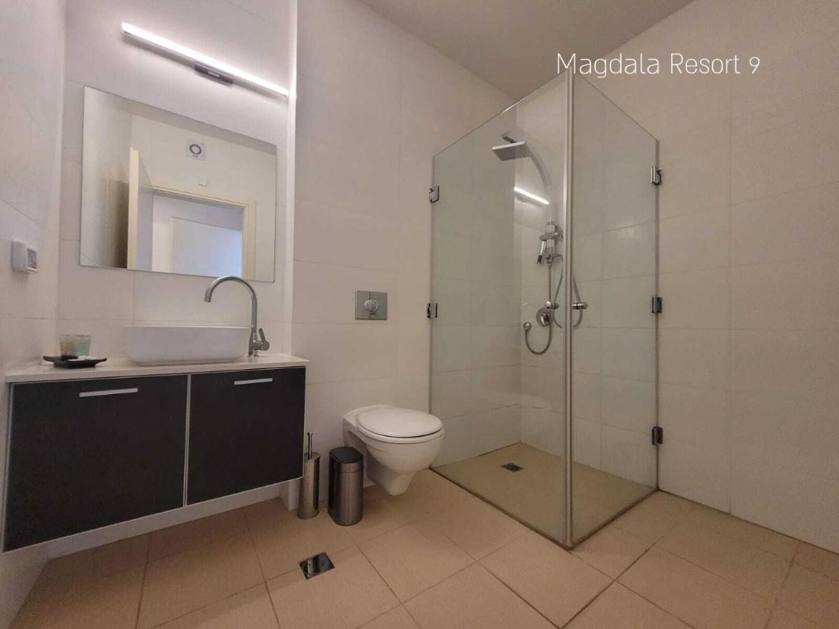 Yalarent Magdala Resort- Luxury Suites With Pool Or Jacuzzi With Sea View Migdal Buitenkant foto