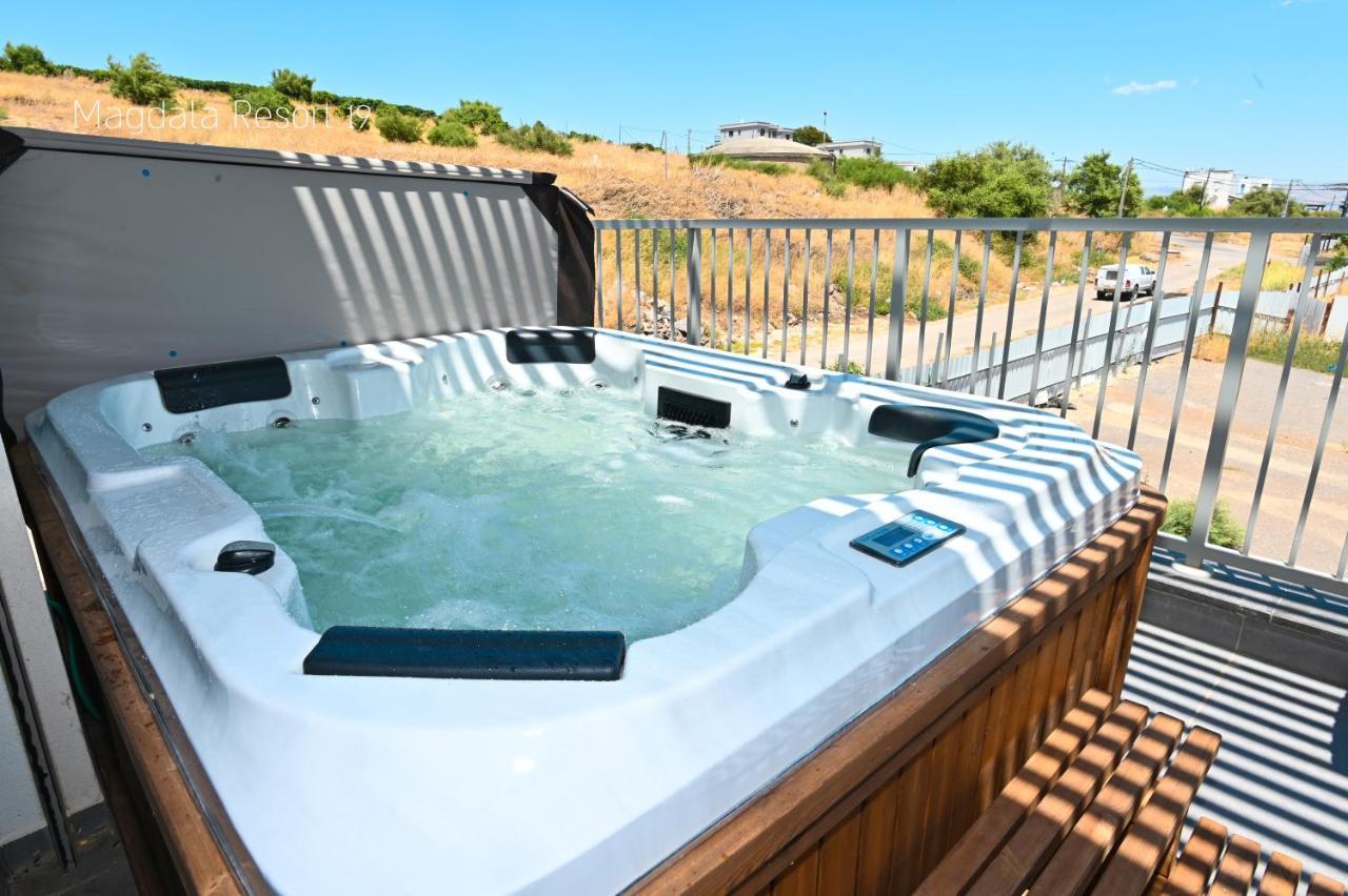 Yalarent Magdala Resort- Luxury Suites With Pool Or Jacuzzi With Sea View Migdal Buitenkant foto