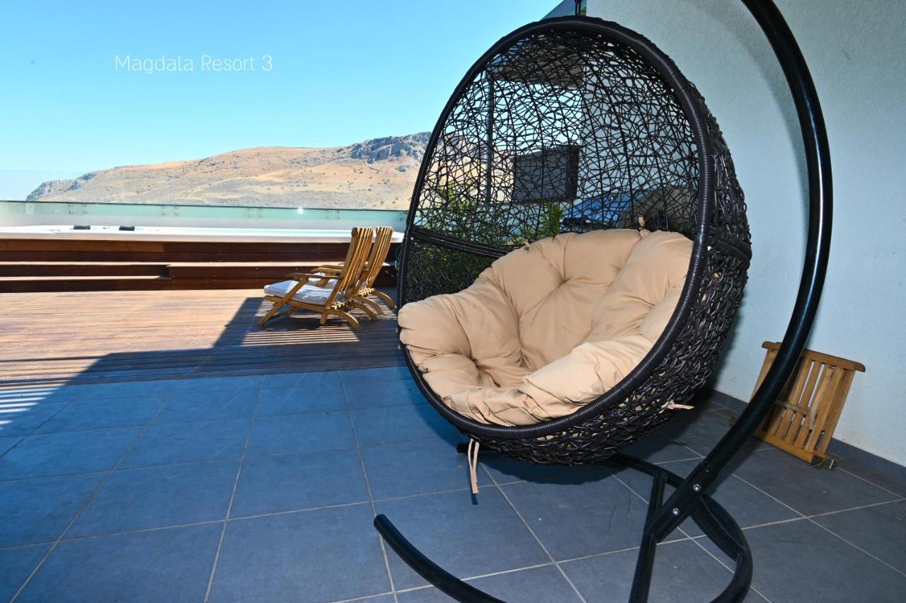 Yalarent Magdala Resort- Luxury Suites With Pool Or Jacuzzi With Sea View Migdal Buitenkant foto