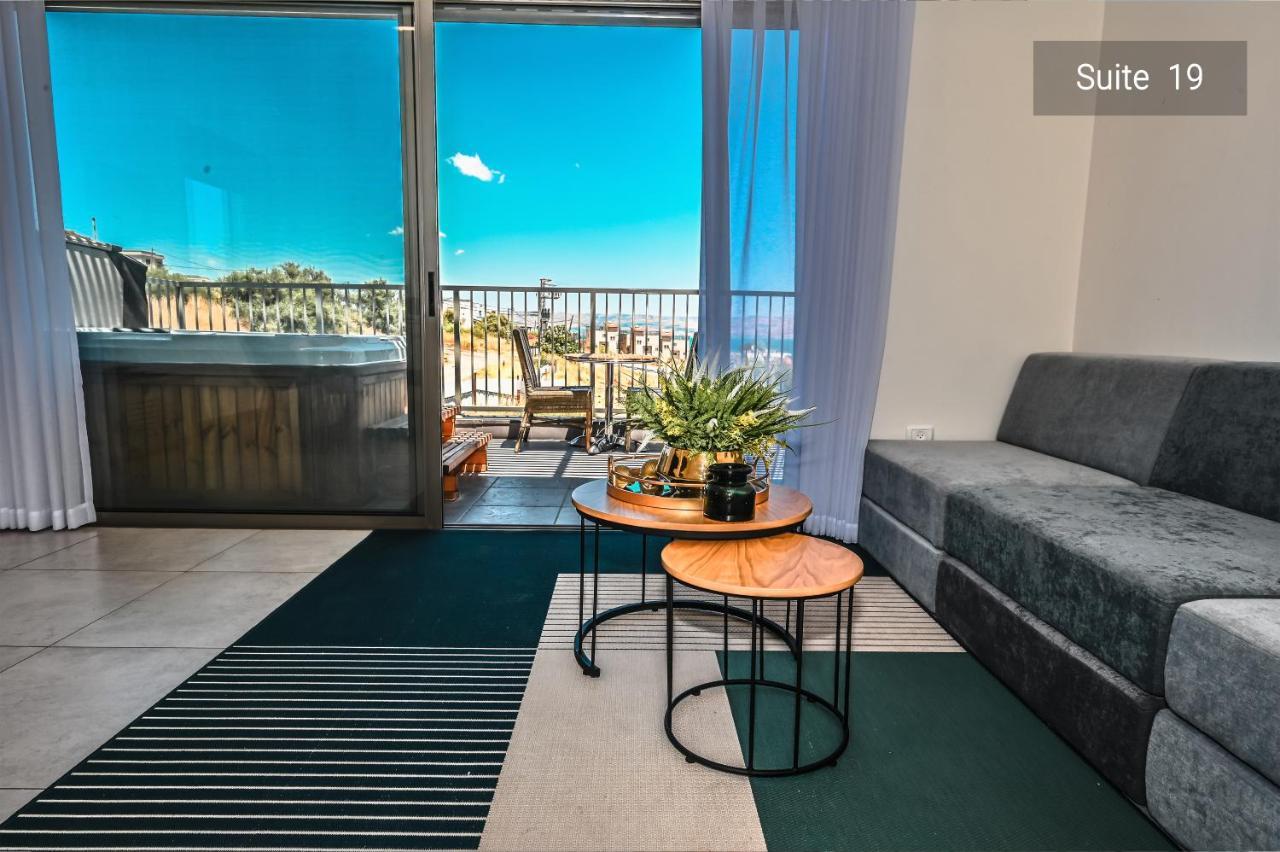 Yalarent Magdala Resort- Luxury Suites With Pool Or Jacuzzi With Sea View Migdal Buitenkant foto